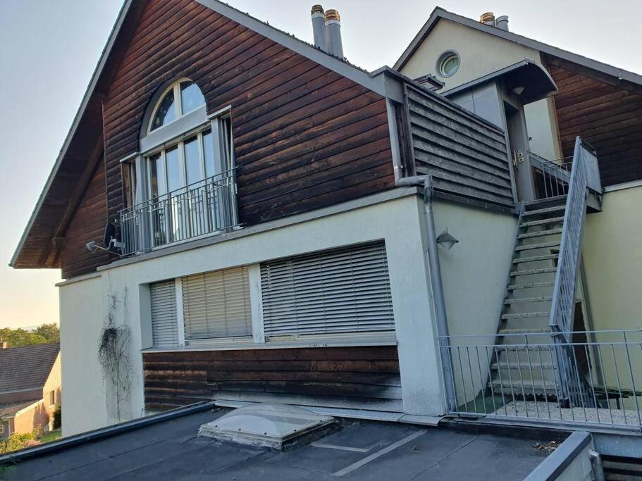 Dachwohnung In Flughafennaehe Kloten Kültér fotó