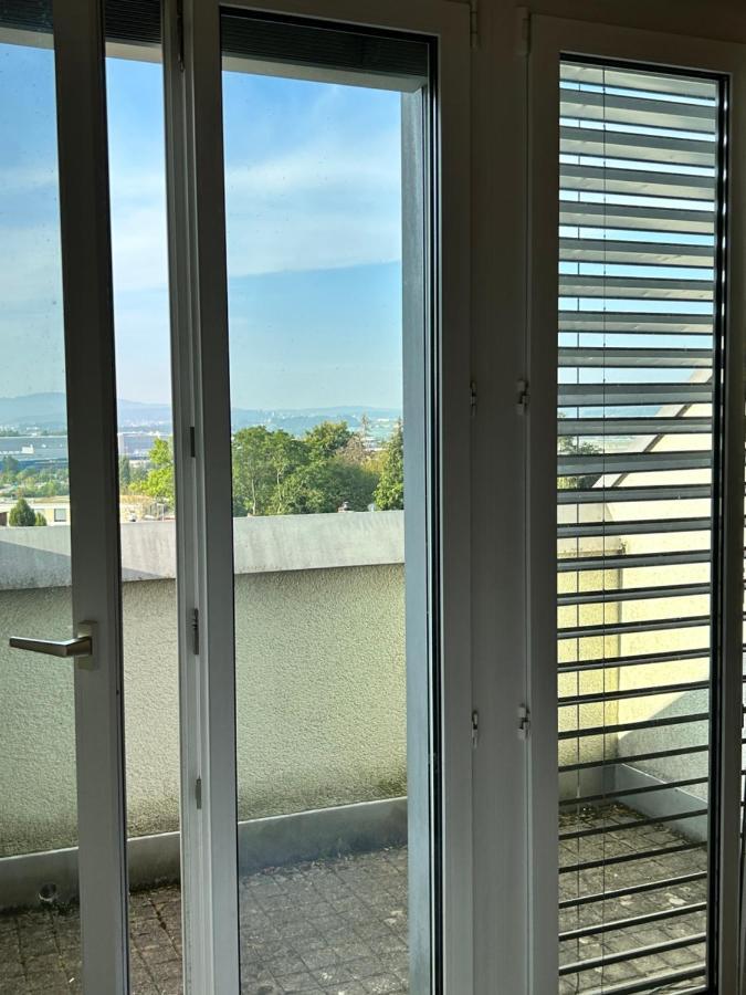 Dachwohnung In Flughafennaehe Kloten Kültér fotó
