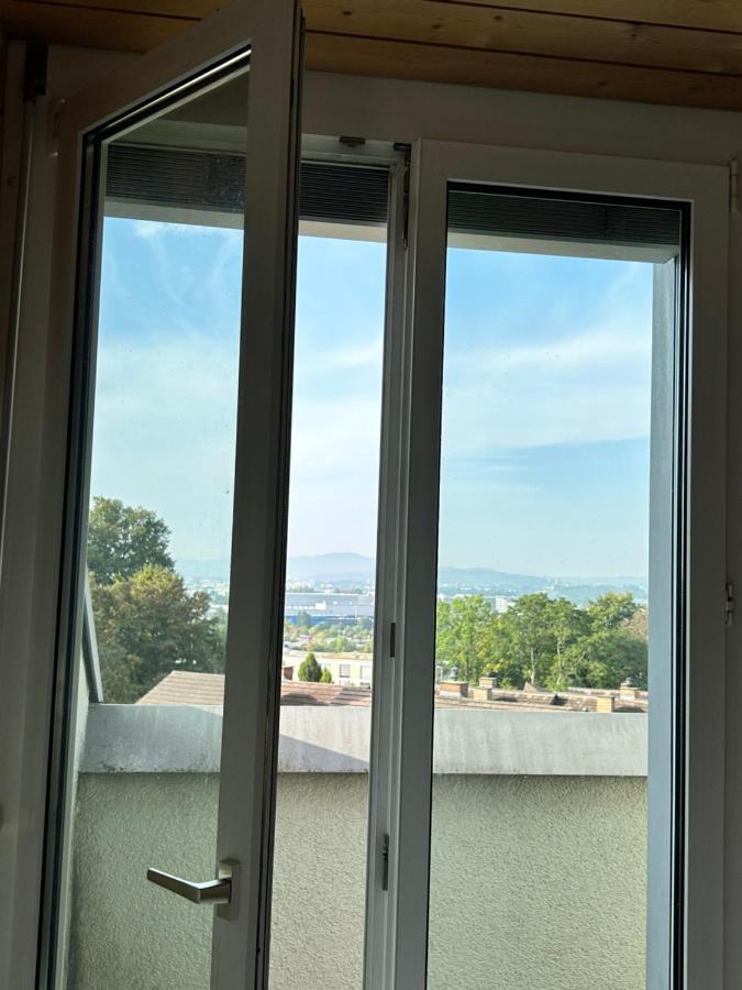 Dachwohnung In Flughafennaehe Kloten Kültér fotó