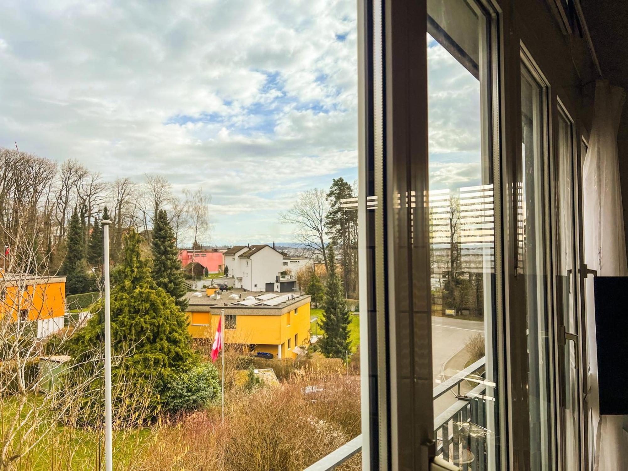 Dachwohnung In Flughafennaehe Kloten Kültér fotó